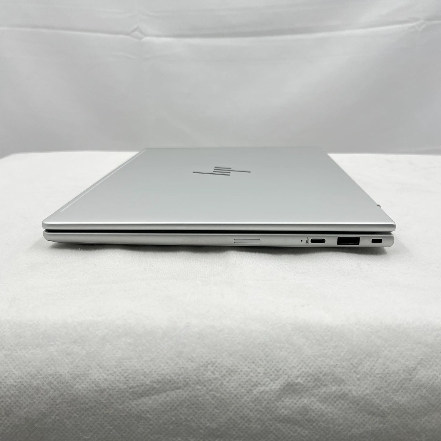 【中古Aランク】HP EliteBook 8 G1a 13 Ryzen AI 5 340/メモリ32GB/SSD 512GB/13.3インチ/Windows 11 Pro