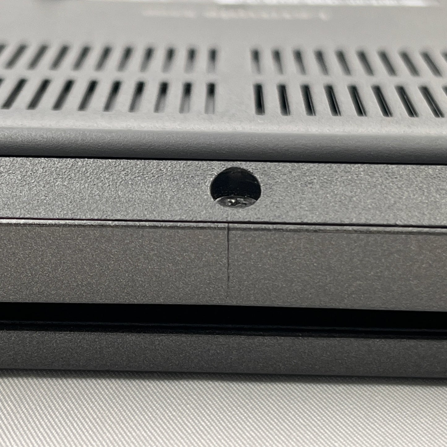 【中古Cランク】Dell Latitude 5300 Core i5 8265U/メモリ 8GB/SSD 128GB/13.3インチ フルHD/Windows 11 Pro