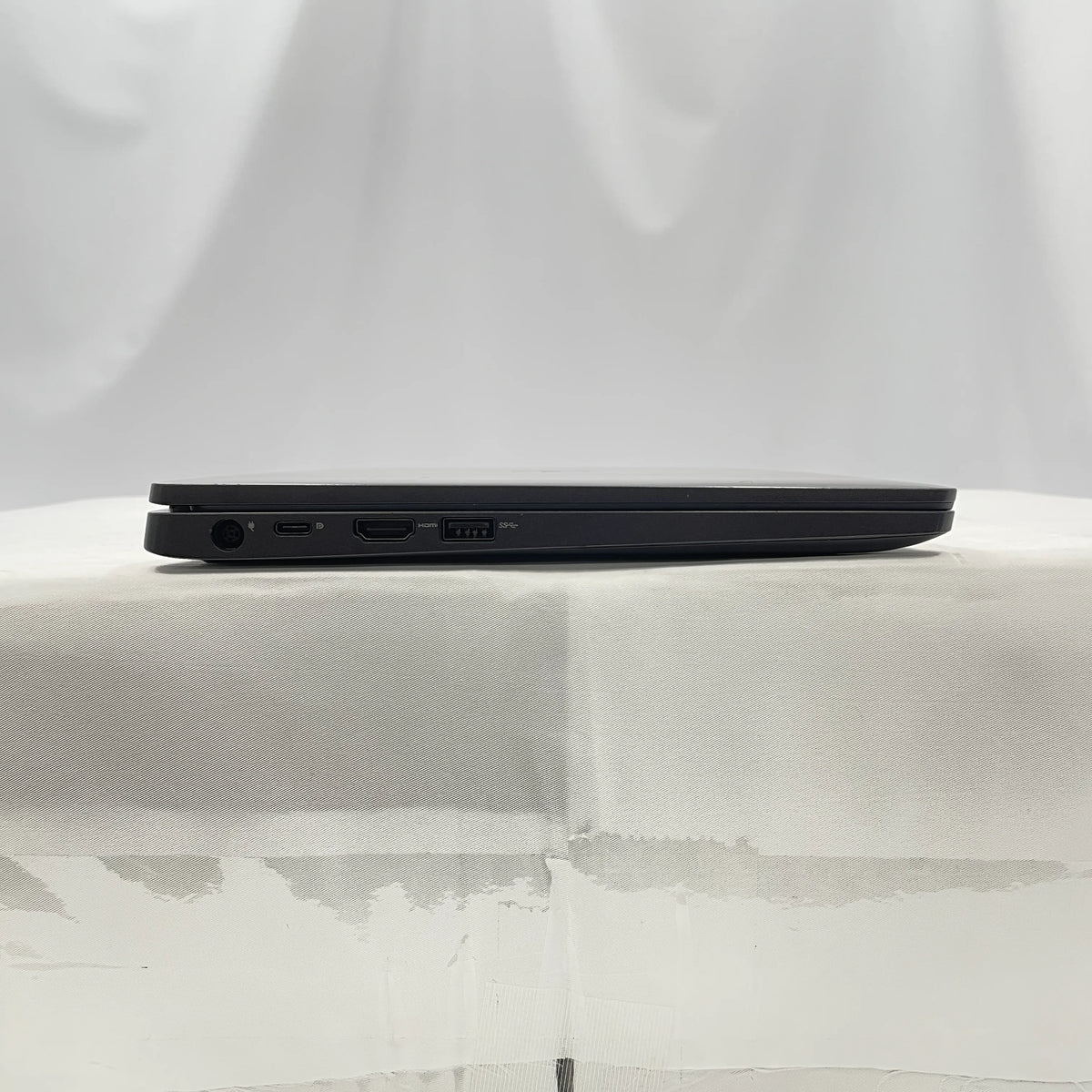 【中古Cランク】Dell Latitude 5300 Core i5 8365U/メモリ 16GB/SSD 256GB/13.3インチ フルHD/Windows 11 Pro