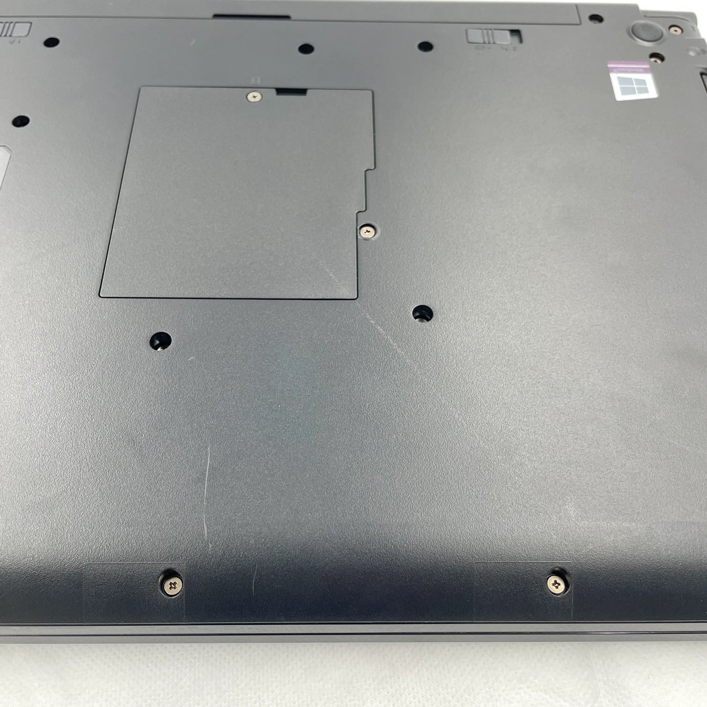 【中古Cランク】dynabook(東芝) B65/DN Core i5 8250U/メモリ8GB/SSD 128GB/15.6インチ/Windows 11 Pro