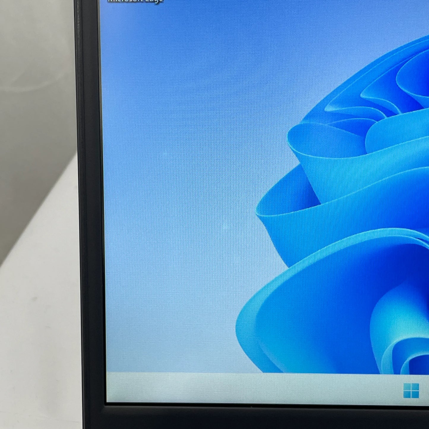 【中古Cランク】Dell Latitude 3410 Core i5 10210U/メモリ 8GB/SSD 256GB/14インチ/Windows 11 Pro