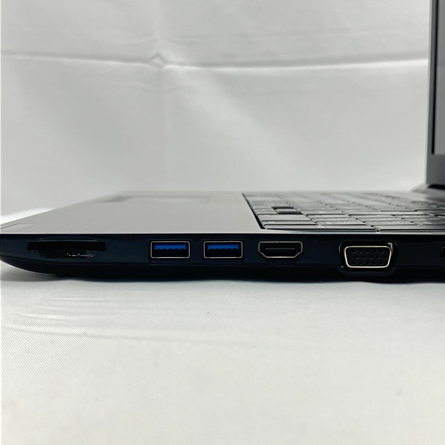 【中古Dランク】Dynabook (東芝) dynabook B65/EP Core i5 8265U/8GB/500GB(HDD)/15.6インチ フルHD/Windows 11 Pro