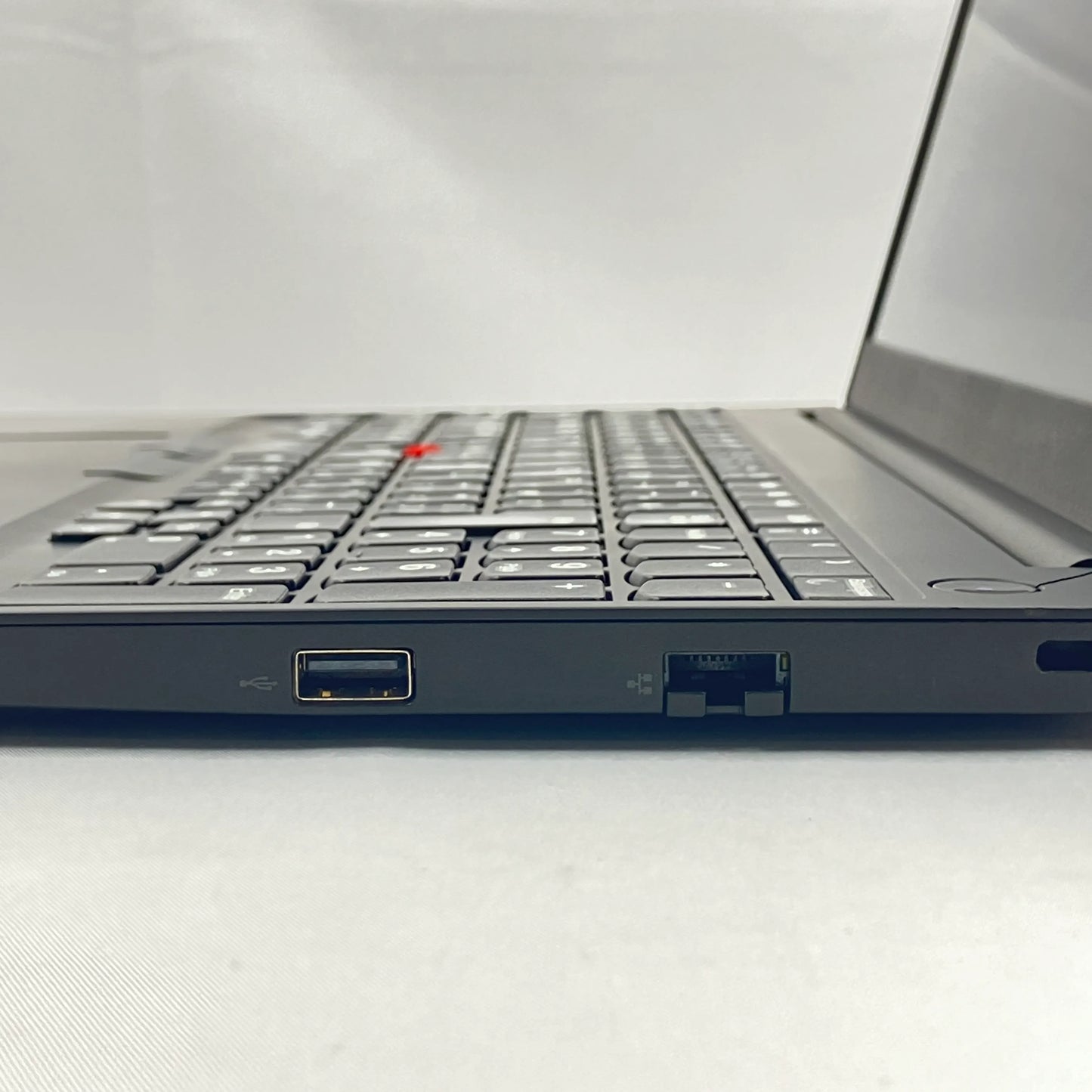 【中古Cランク】Lenovo ThinkPad E15 Gen 2 Ryzen 5 Pro 4650U/メモリ8GB/SSD 256GB/15.6インチ フルHD/Windows 11 Pro