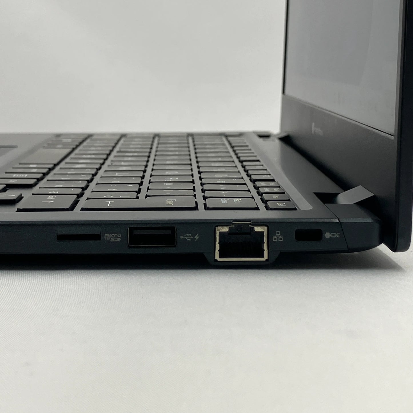 【中古Bランク】Dynabook (東芝) dynabook G83 Core i5 1135G7/メモリ8GB/SSD 256GB/13.3インチ フルHD/Windows 11 Pro