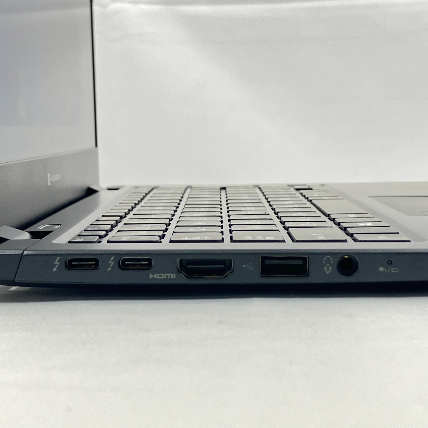 【中古Bランク】Dynabook (東芝) dynabook G83 Core i5 1135G7/メモリ8GB/SSD 256GB/13.3インチ フルHD/Windows 11 Pro