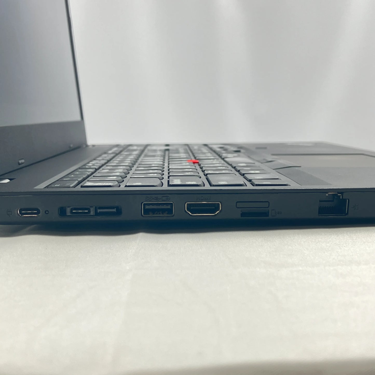 【中古Bランク】Lenovo ThinkPad L590 Core i5 8265U/メモリ 8GB/SSD 256GB/15.6インチ フルHD/Windows 11 Pro