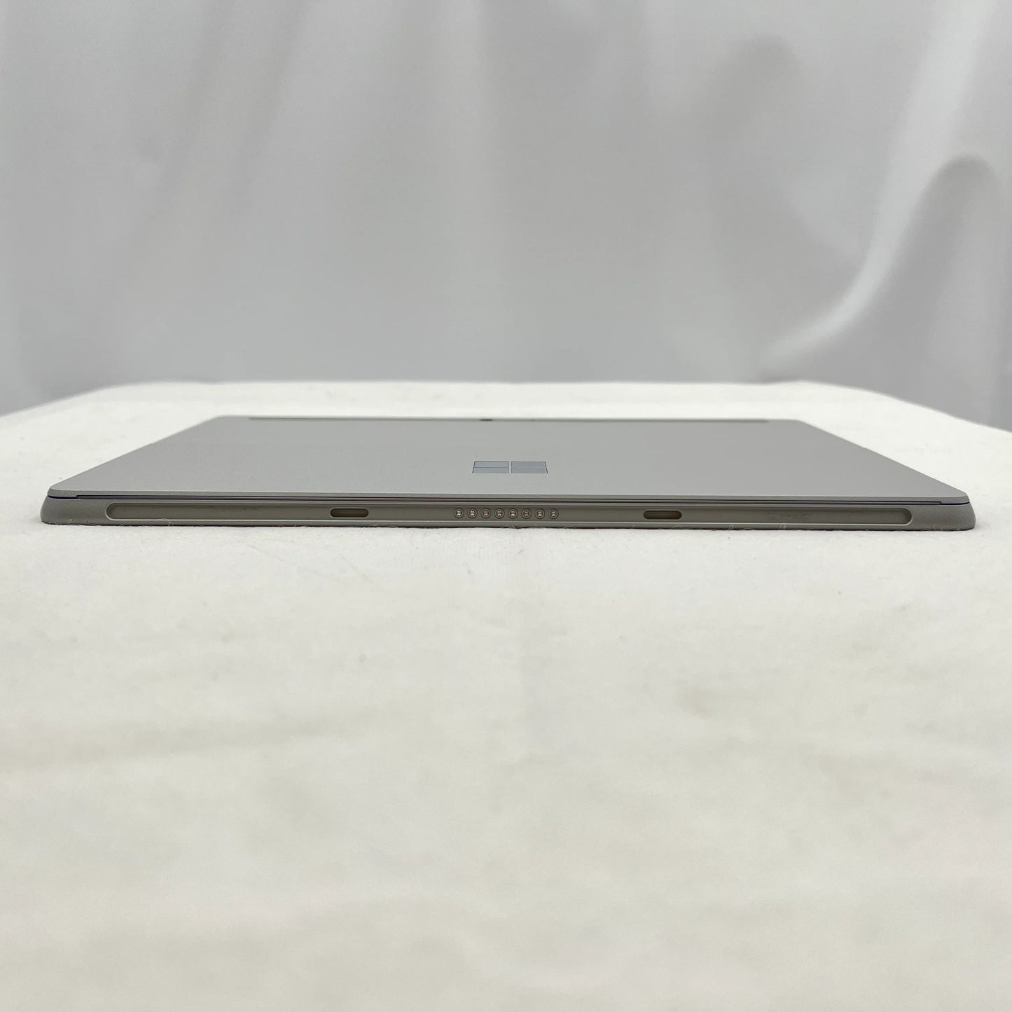 【中古Aランク】Microsoft Surface Go 3 Pentium Gold 6500Y/8GB/SSD 128GB/10.5インチ/タッチパネル/Windows 11 Pro