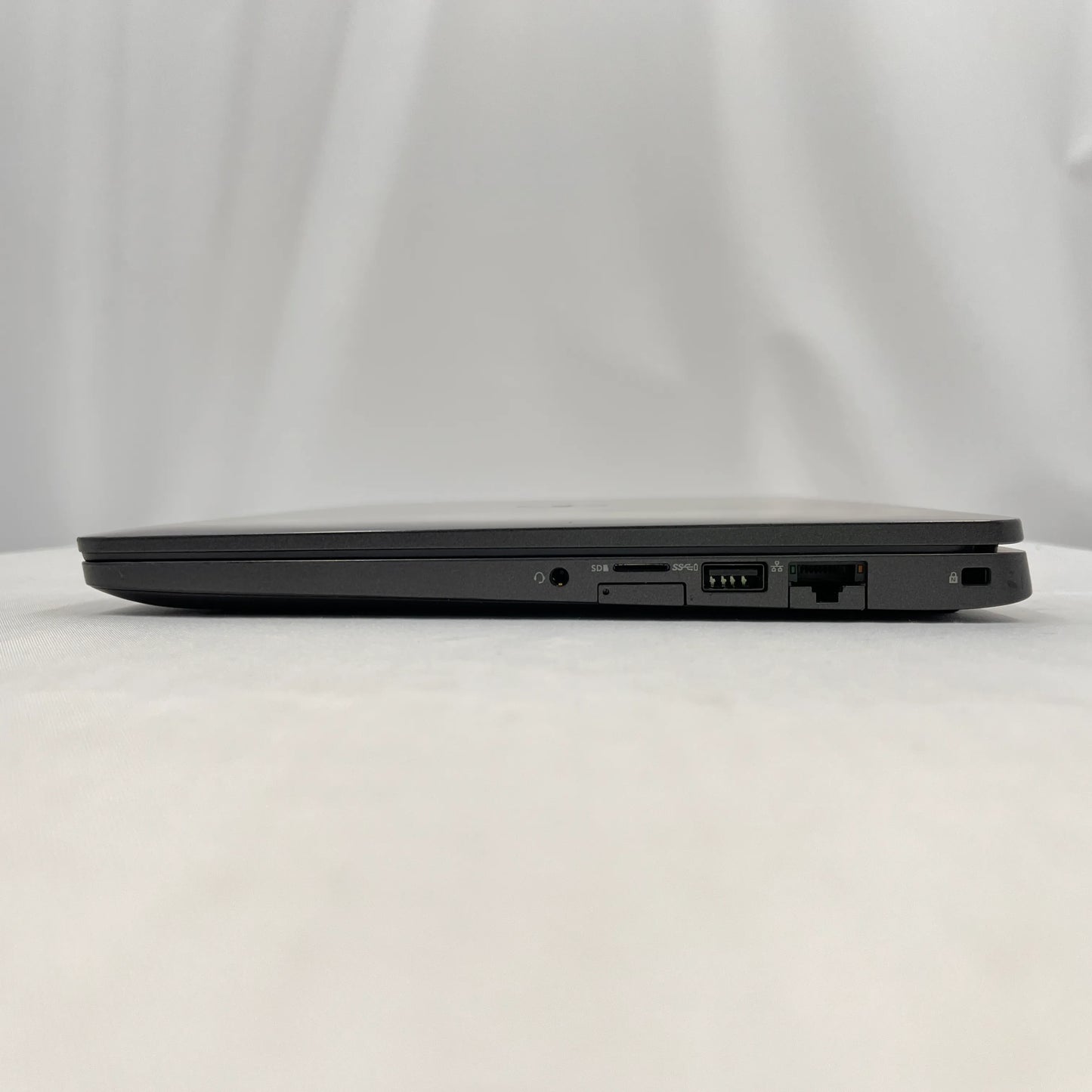 【中古Dランク】Dell Latitude 5300 Core i5 8265U/メモリ 8GB/SSD 128GB/13.3インチ フルHD/Windows 11 Pro