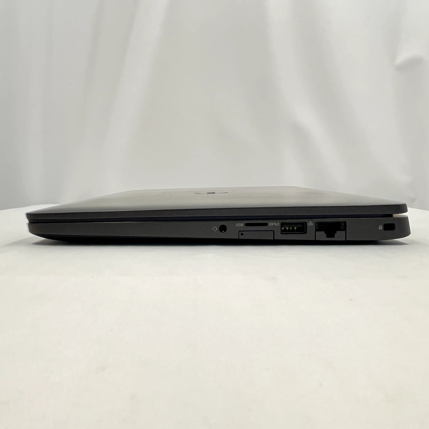 【中古Cランク】Dell Latitude 5300 Core i5 8265U/メモリ 8GB/SSD 128GB/13.3インチ フルHD/Windows 11 Pro