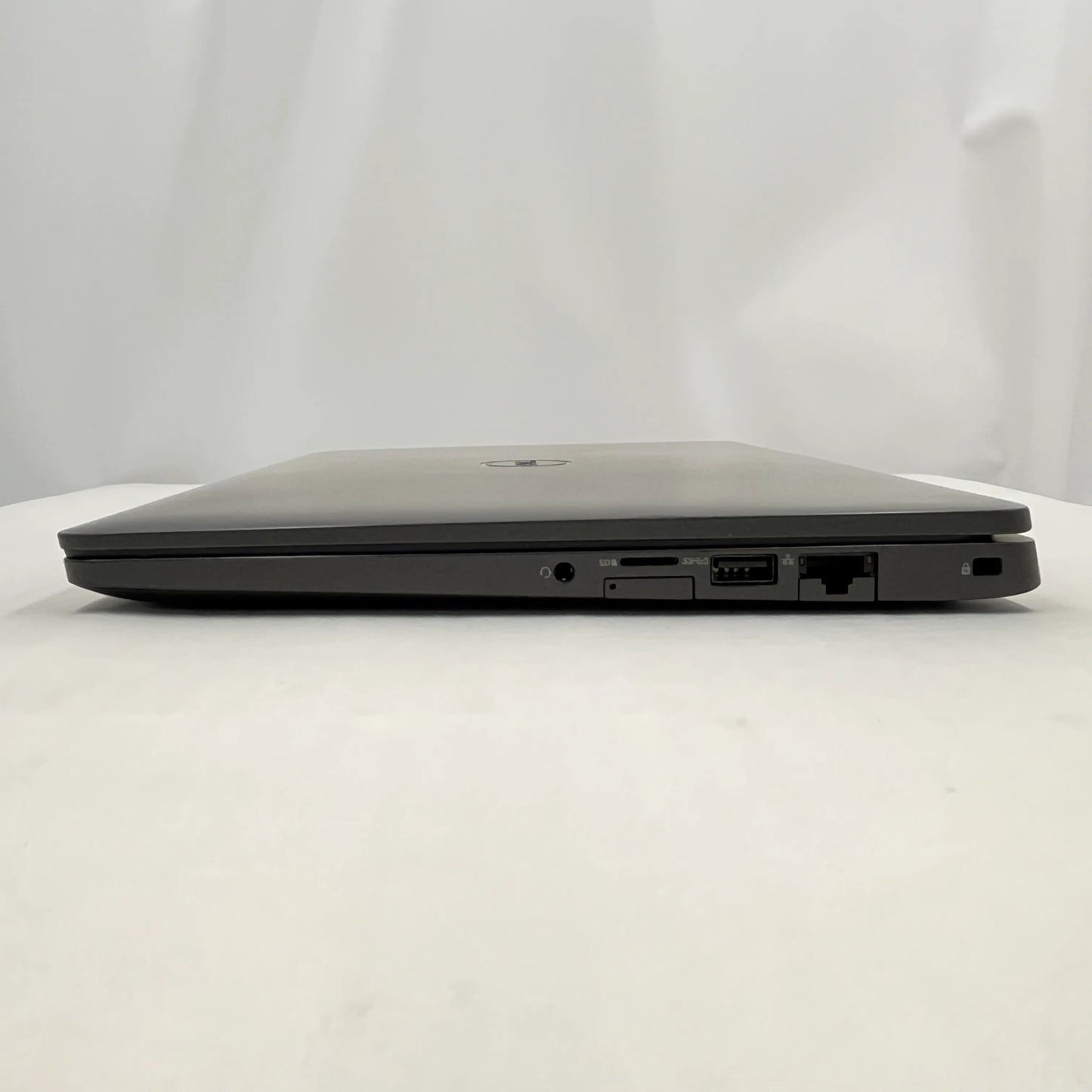 【中古Bランク】Dell Latitude 5300 Core i5 8265U/メモリ 8GB/SSD 128GB/13.3インチ フルHD/Windows 11 Pro