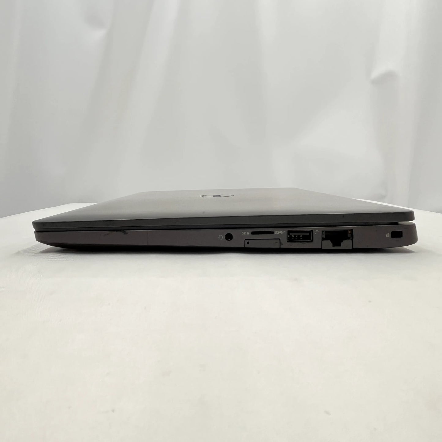 【中古Cランク】Dell Latitude 5300 Core i5 8265U/メモリ 8GB/SSD 128GB/13.3インチ フルHD/Windows 11 Pro