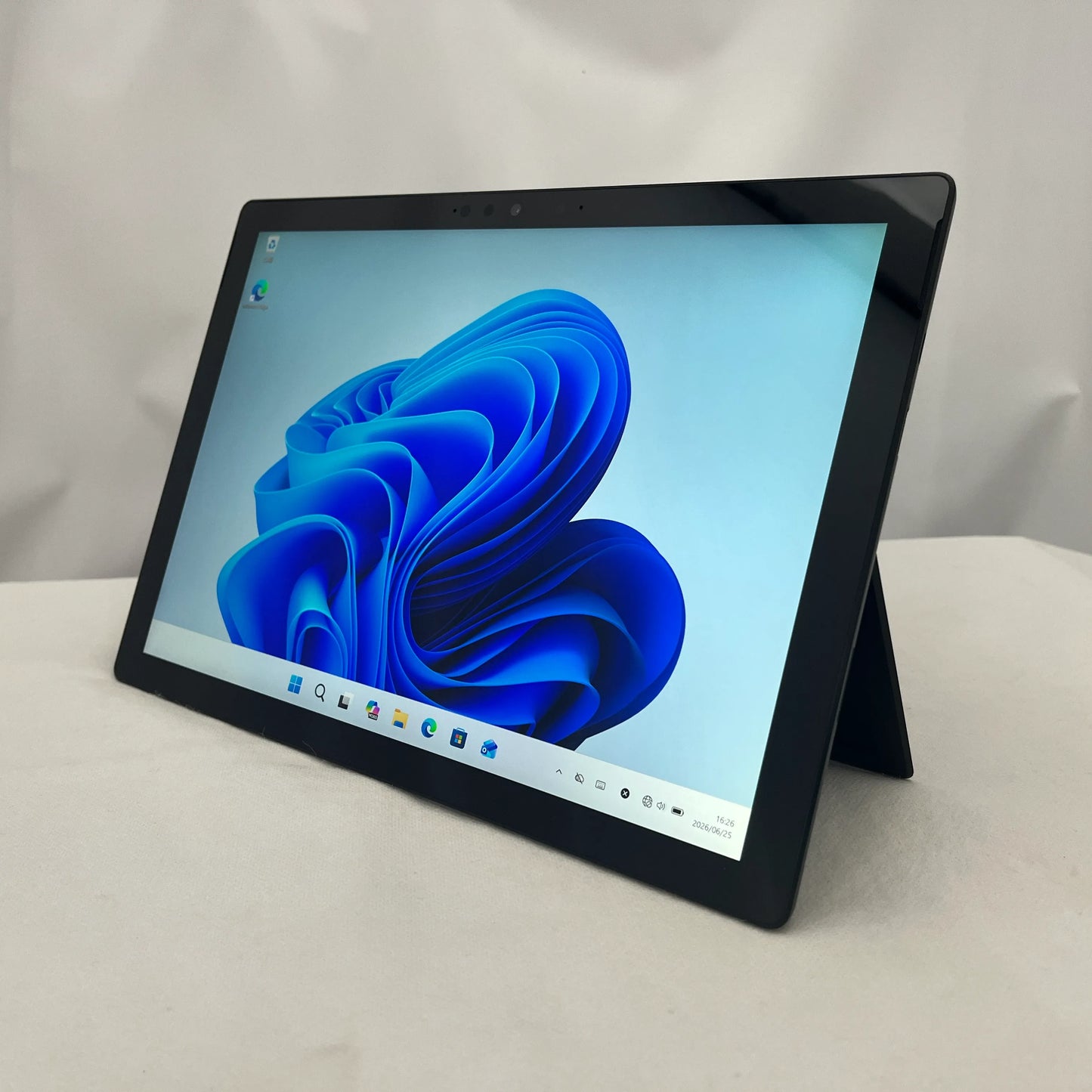 【中古Bランク】Microsoft Surface Pro 7 Core i5 1035G4/メモリ 8GB/SSD 256GB/12.3インチ/Windows 11 Pro