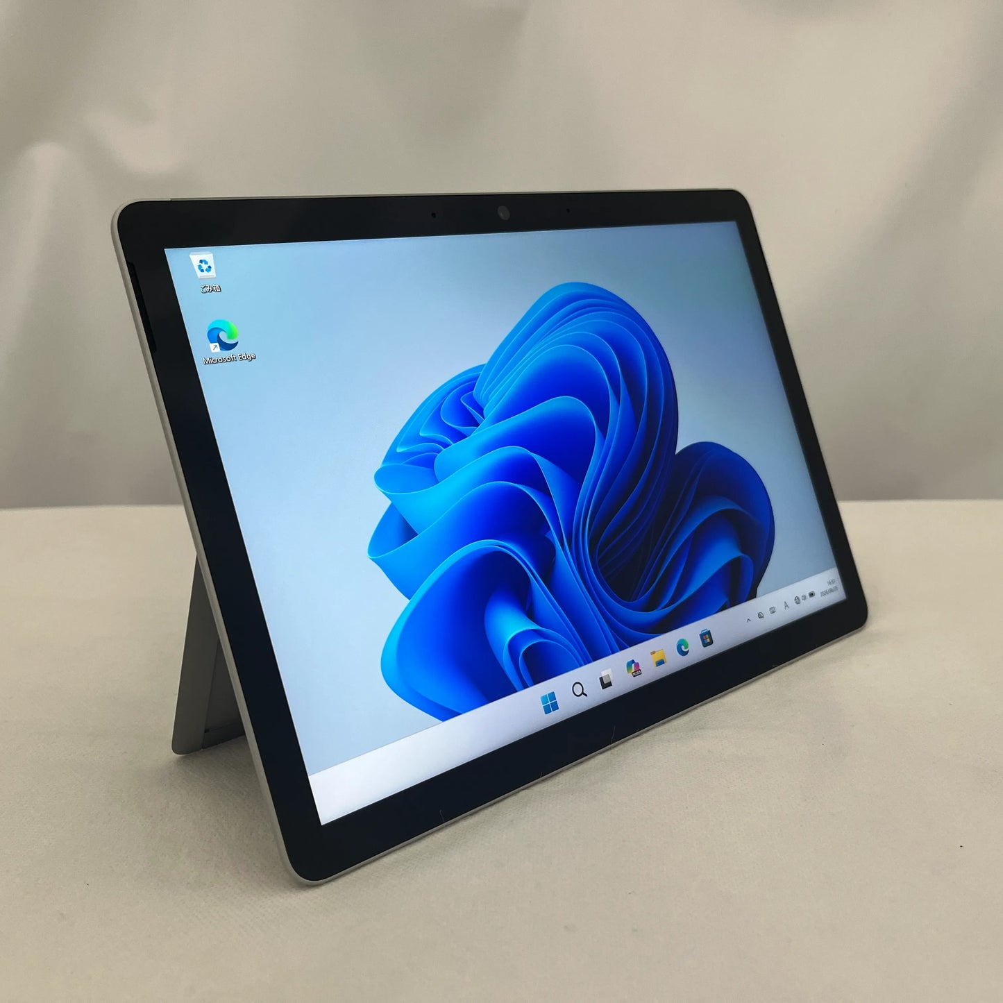 【中古Aランク】Microsoft Surface Go 3 Core i3 10100Y/メモリ 8GB/SSD 128GB/10.5インチ/Windows 11 Pro