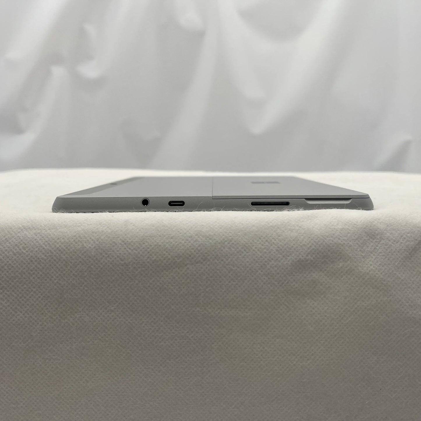【中古Aランク】Microsoft Surface Go 3 Core i3 10100Y/メモリ 8GB/SSD 128GB/10.5インチ/Windows 11 Pro