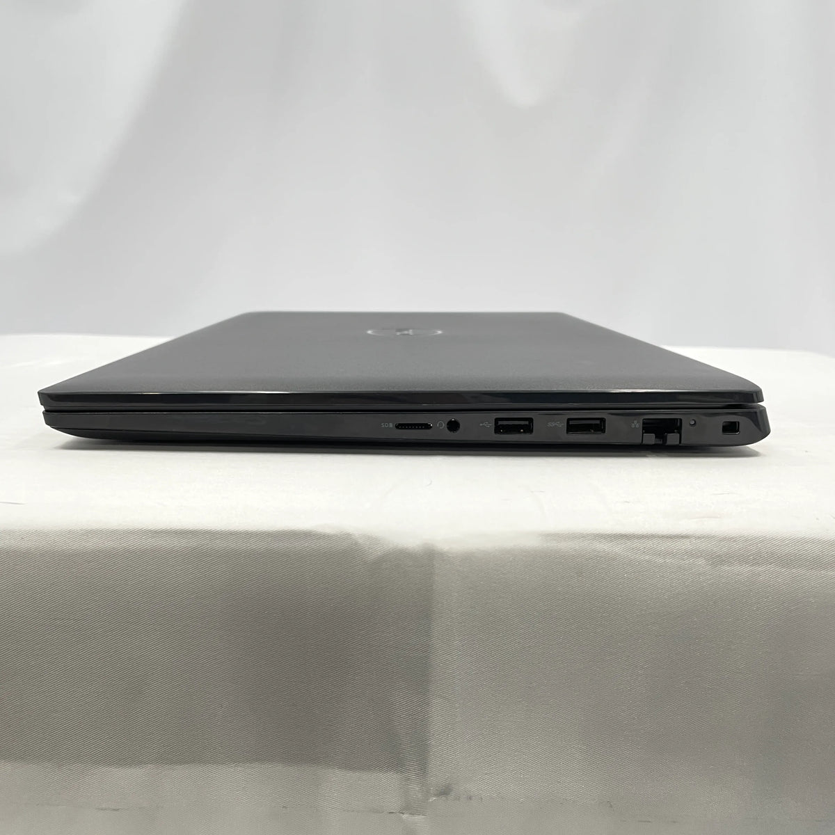 【中古Bランク】Dell Latitude 3520 Core i5 1145G7/メモリ 8GB/SSD 256GB/15.6インチ/Windows 11 Pro `