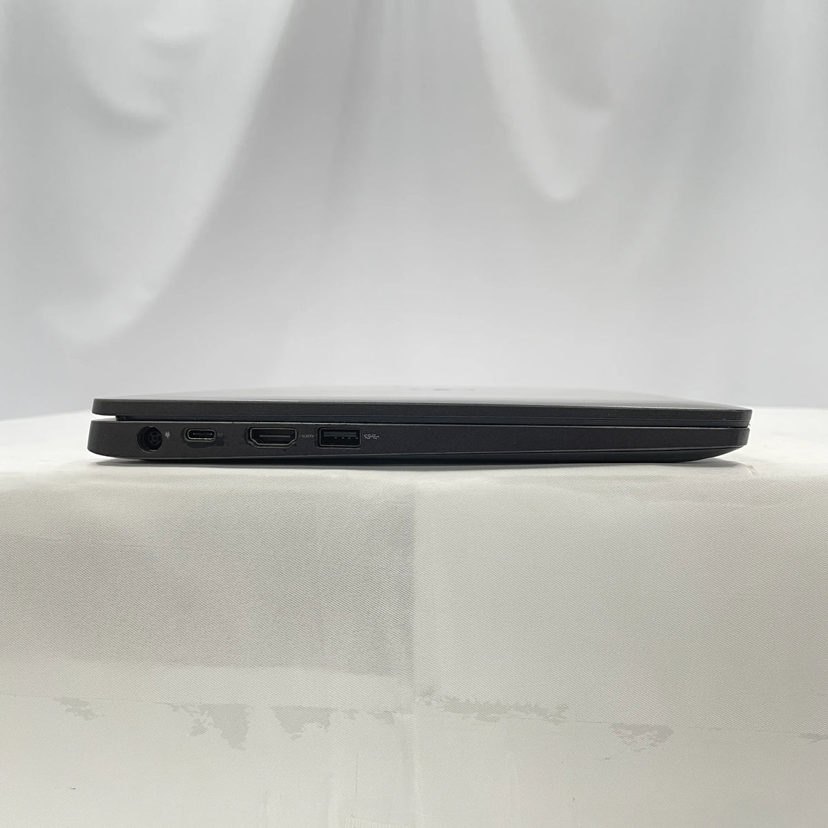 【中古Cランク】Dell Latitude 5300 Core i5 8365U/メモリ 16GB/SSD 256GB/13.3インチ フルHD/Windows 11 Pro