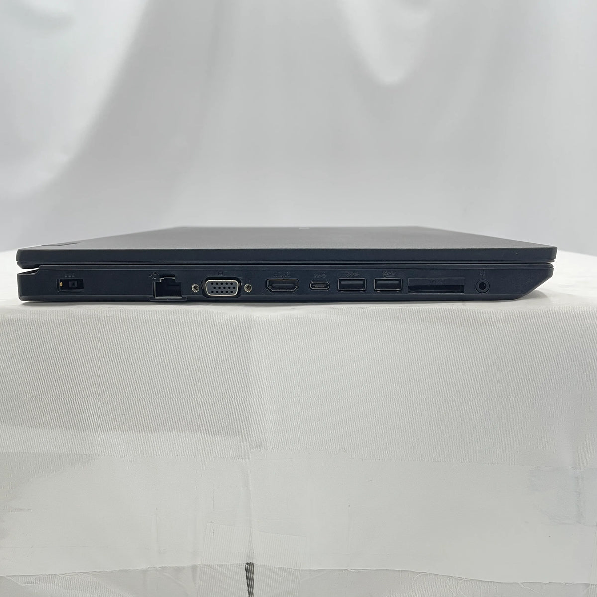 【中古Bランク】NEC VersaPro PC-VKT16XZG5 Core i5 8265U/メモリ 8GB/SSD 256GB/15.6インチ/DVD-ROM/Windows 11 Pro