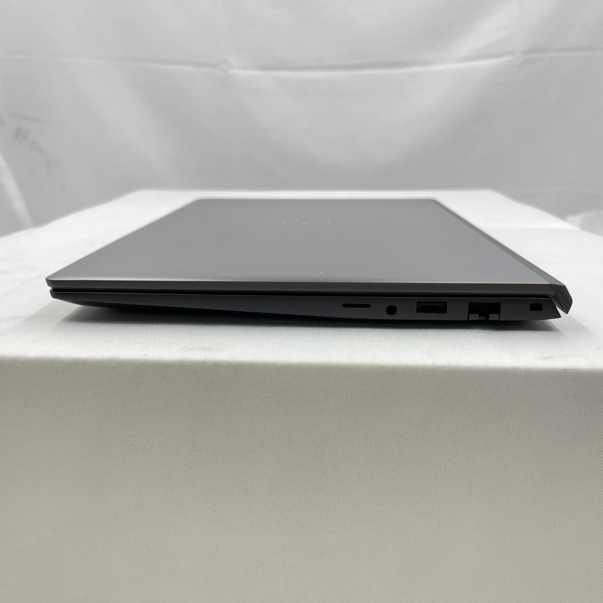 【中古Bランク】Dell Vostro 5402 Core i5 1135G7/メモリ8GB/SSD 256GB/14インチ フルHD/Windows 11 Pro