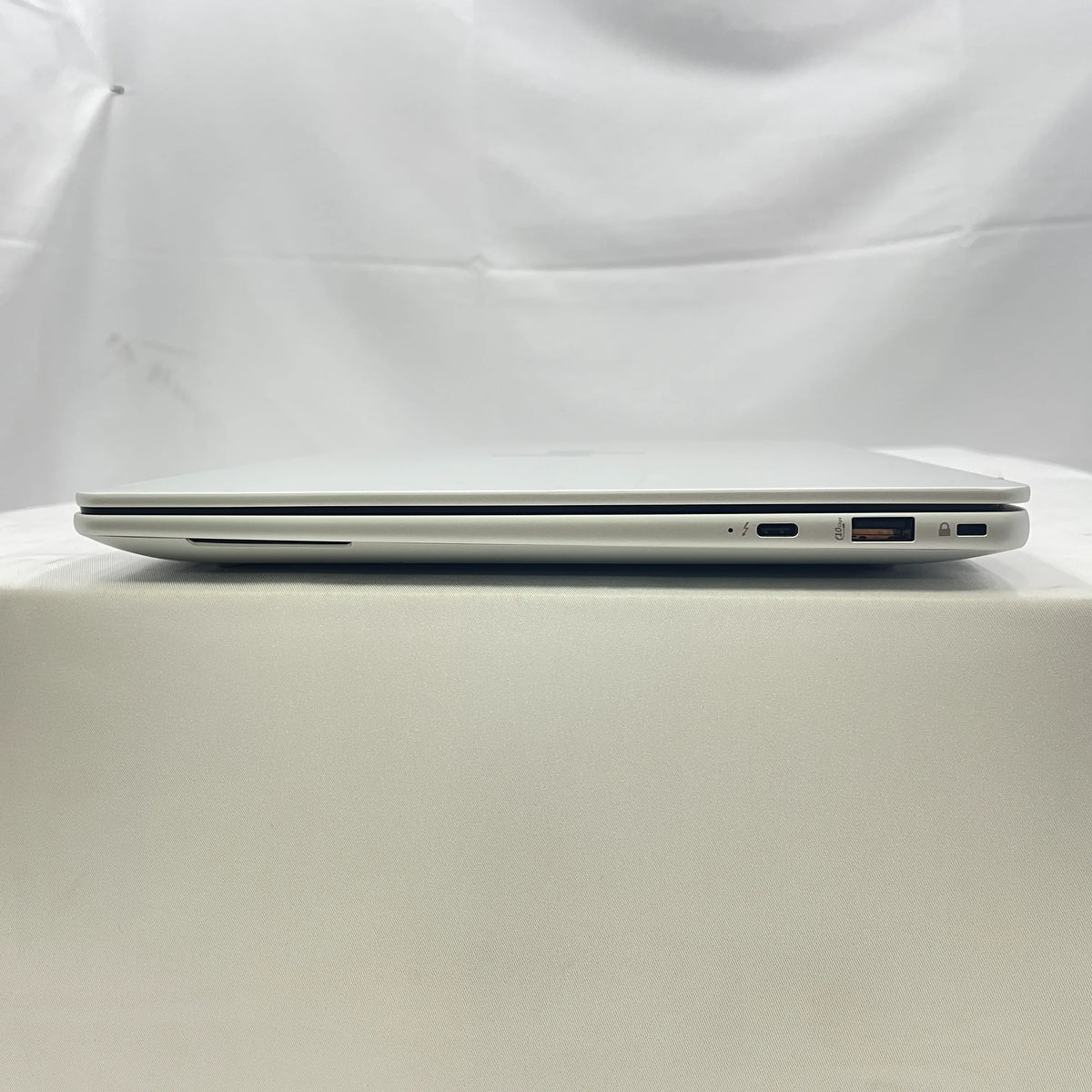 【中古Aランク】HP EliteBook X G1a 14 AI Ryzen AI 7 PRO 360/メモリ 32GB/SSD 512GB/14インチ 3K有機EL/タッチパネル/Windows 11 Pro