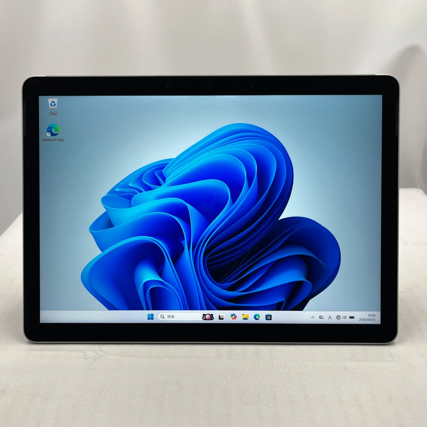 【中古Aランク】Microsoft Surface Go 2 Core m3 8100Y/メモリ 8GB/SSD 256GB/10.5インチ/Windows 11 Pro