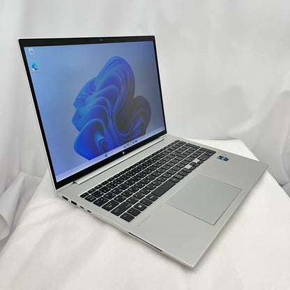 【中古Cランク】HP EliteBook 860 G9 Core i5 1245U/メモリ 16GB/SSD 256GB/16インチ/Windows 11 Pro