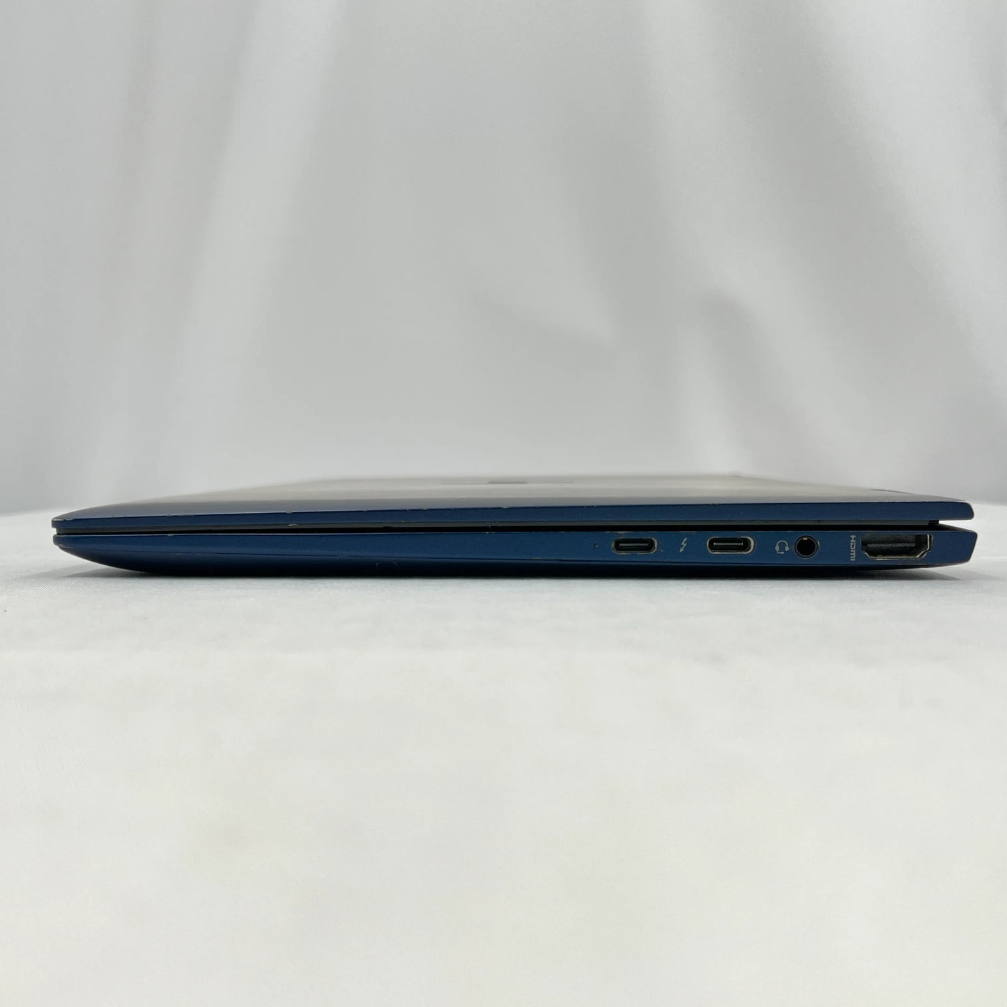 【中古Cランク】HP Elite Dragonfly Gen2 Core i5 1135G7/メモリ16GB/SSD 256GB/13.3インチ フルHD/Windows 11 Pro