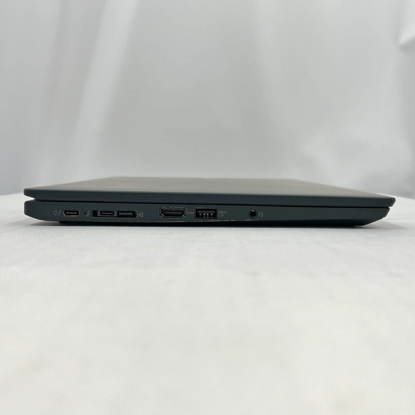 【中古Aランク】NEC VersaPro PC-VKT42BZCB Core i5 1135G7/メモリ8GB/SSD 512GB/13.3インチ/Windows 11 Pro
