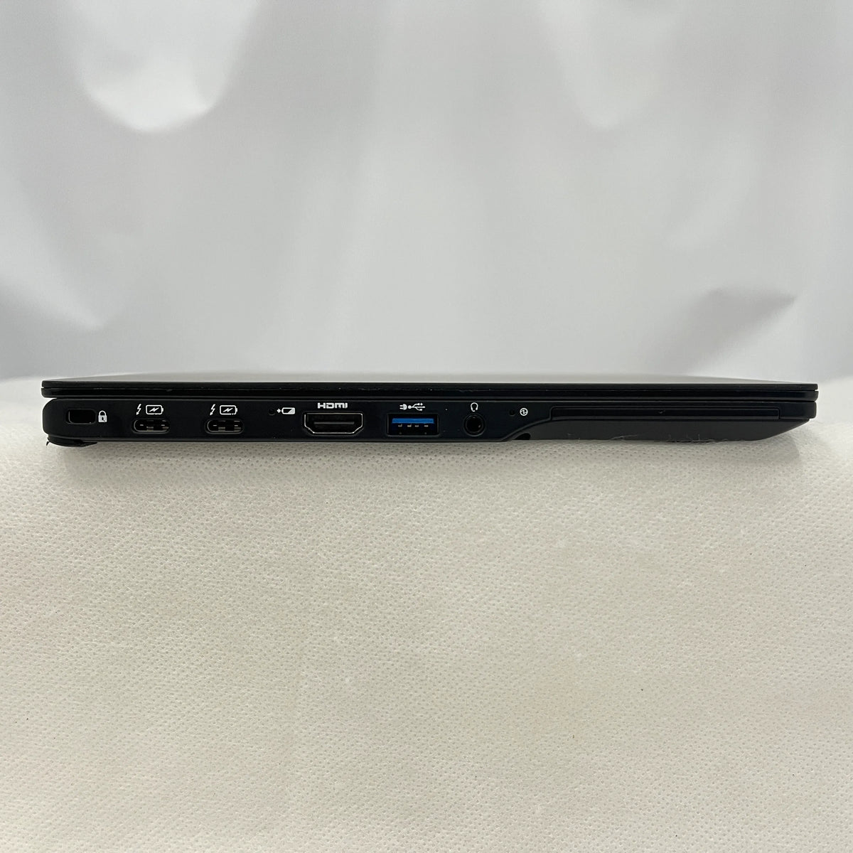 【中古Cランク】富士通 LIFEBOOK U9311/F Core i5 1145G7/メモリ 16GB/SSD 256GB/13.3インチ フルHD/Windows 11 Pro