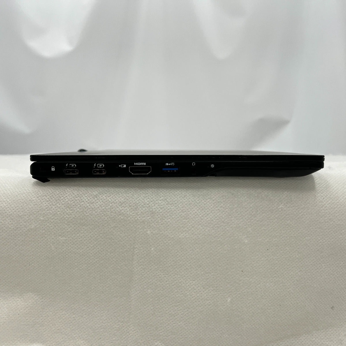 【中古Cランク】富士通 LIFEBOOK U9311/F Core i5 1145G7/メモリ 16GB/SSD 256GB/13.3インチ フルHD/Windows 11 Pro