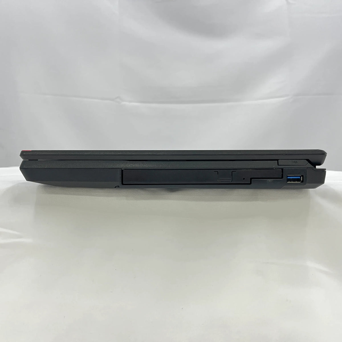 【中古Bランク】富士通 LIFEBOOK A5511 Core i5 1145G7/メモリ 8GB/SSD 256GB/15.6インチ/DVD-ROM/Windows 11 Pro