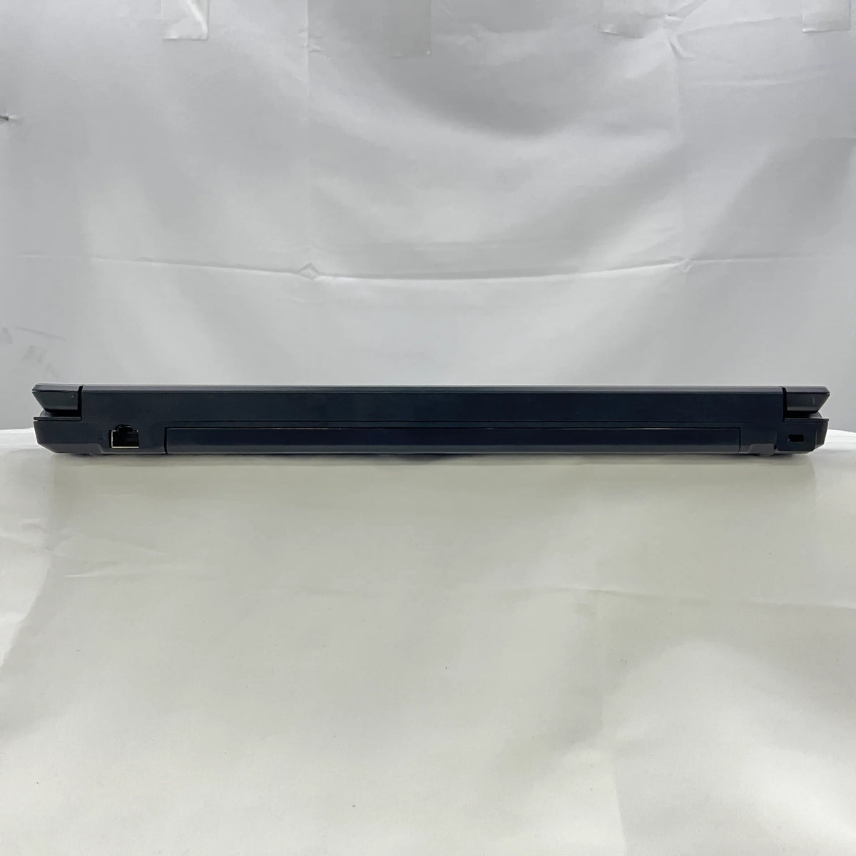 【中古Bランク】富士通 LIFEBOOK A5511 Core i5 1145G7/メモリ 8GB/SSD 256GB/15.6インチ/DVD-ROM/Windows 11 Pro