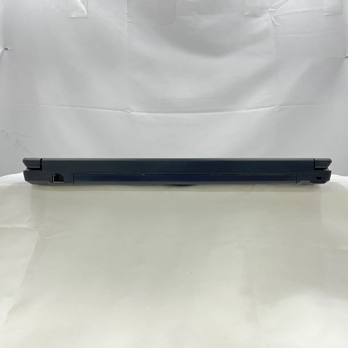 【中古Bランク】富士通 LIFEBOOK A5511 Core i5 1145G7/メモリ 8GB/SSD 256GB/15.6インチ/DVD-ROM/Windows 11 Pro
