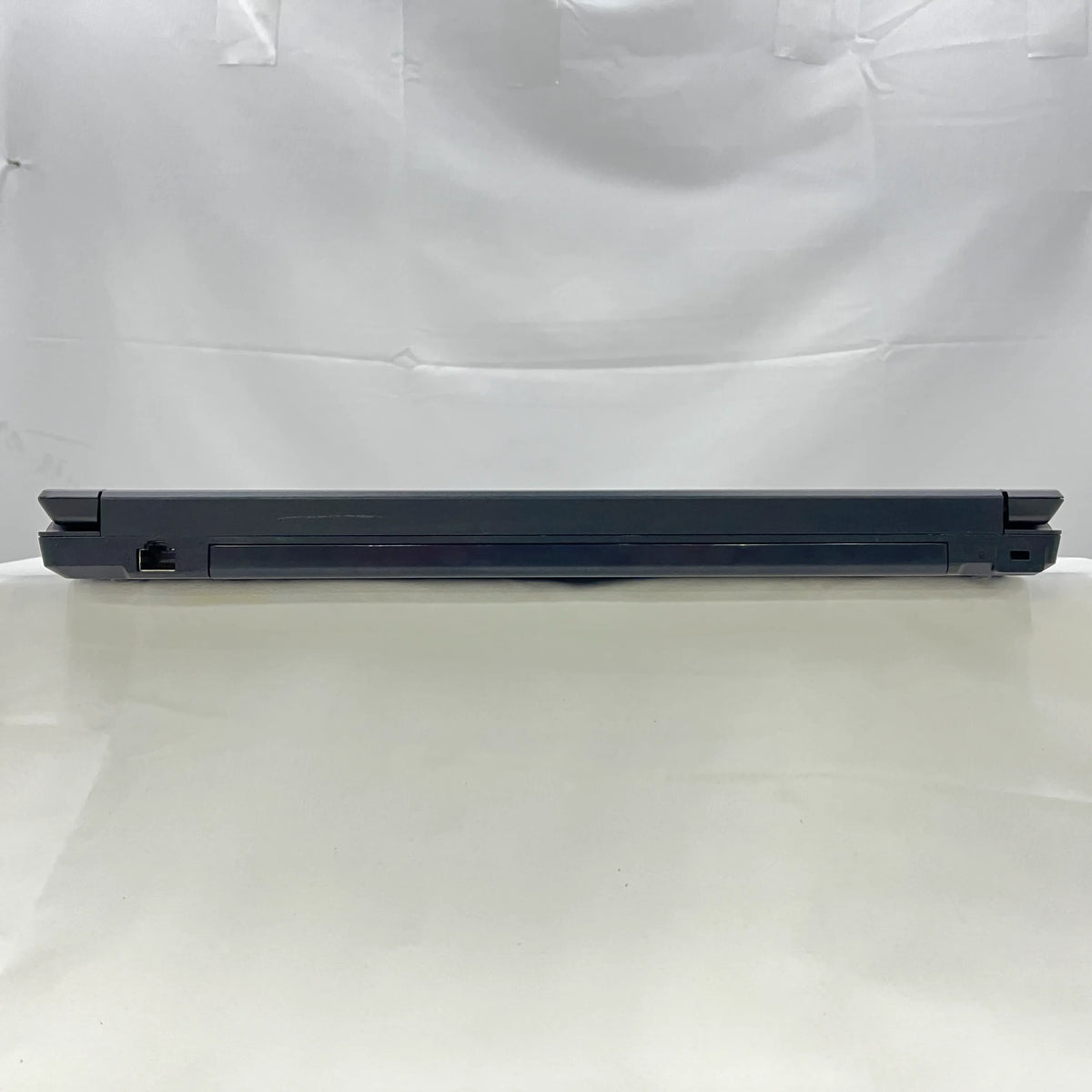 【中古Bランク】富士通 LIFEBOOK A5511 Core i5 1145G7/メモリ 8GB/SSD 256GB/15.6インチ/DVD-MULTI/Windows 11 Pro
