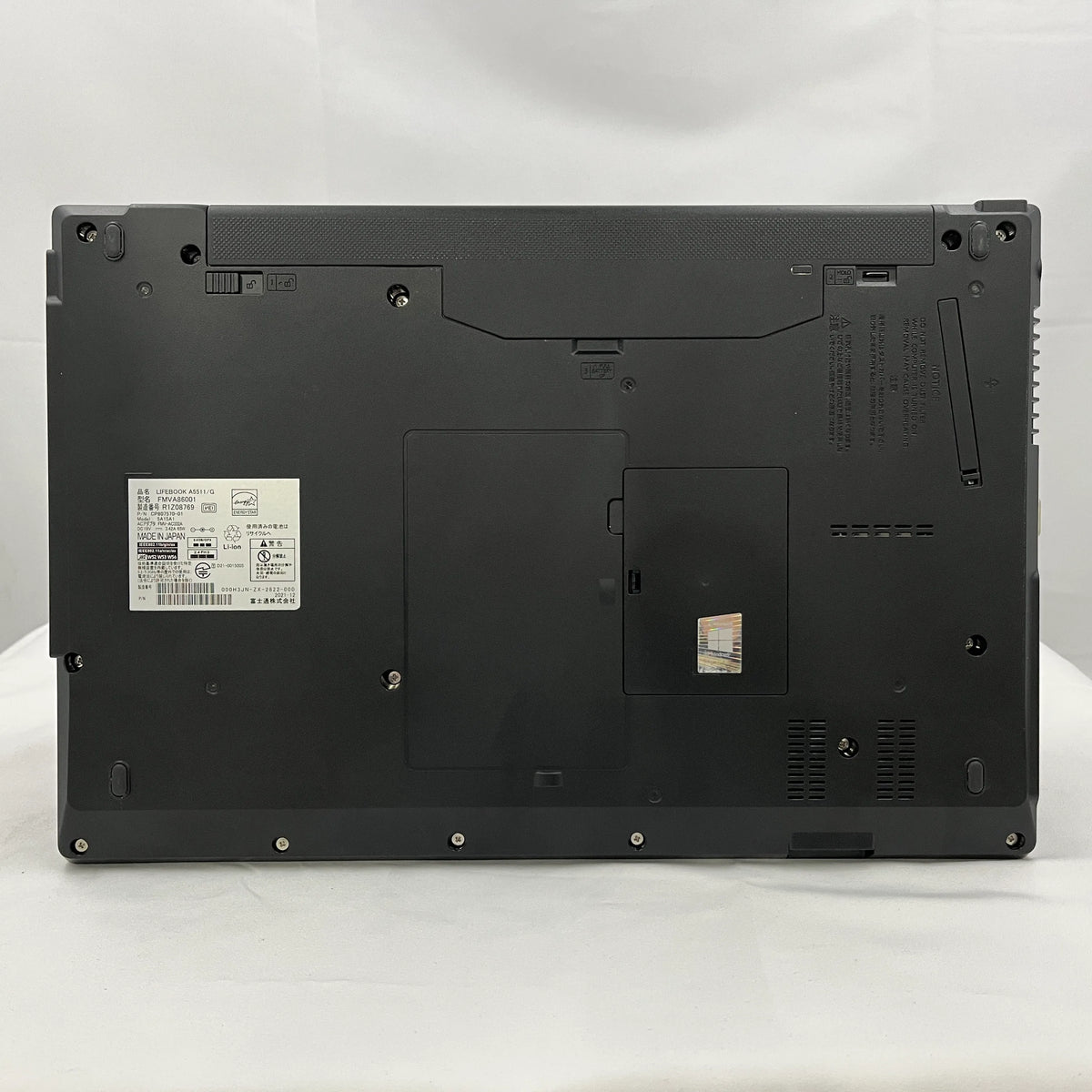 【中古Cランク】富士通 LIFEBOOK A5511 Core i5 1145G7/メモリ 8GB/SSD 256GB/15.6インチ/DVD-ROM/Windows 11 Pro