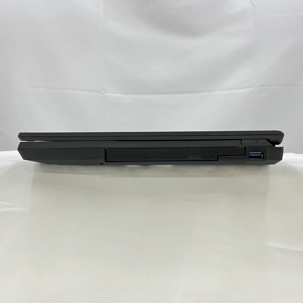 【中古Cランク】富士通 LIFEBOOK A5511 Core i5 1145G7/メモリ 8GB/SSD 256GB/15.6インチ/DVD-ROM/Windows 11 Pro