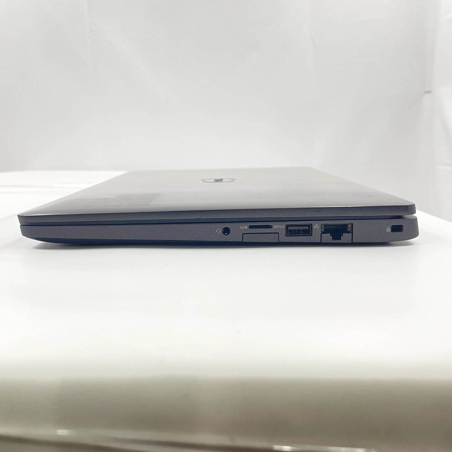 【中古Cランク】Dell Latitude 5300 Core i5 8265U/メモリ8GB/SSD 256GB/13.3インチ/Windows 11 Pro