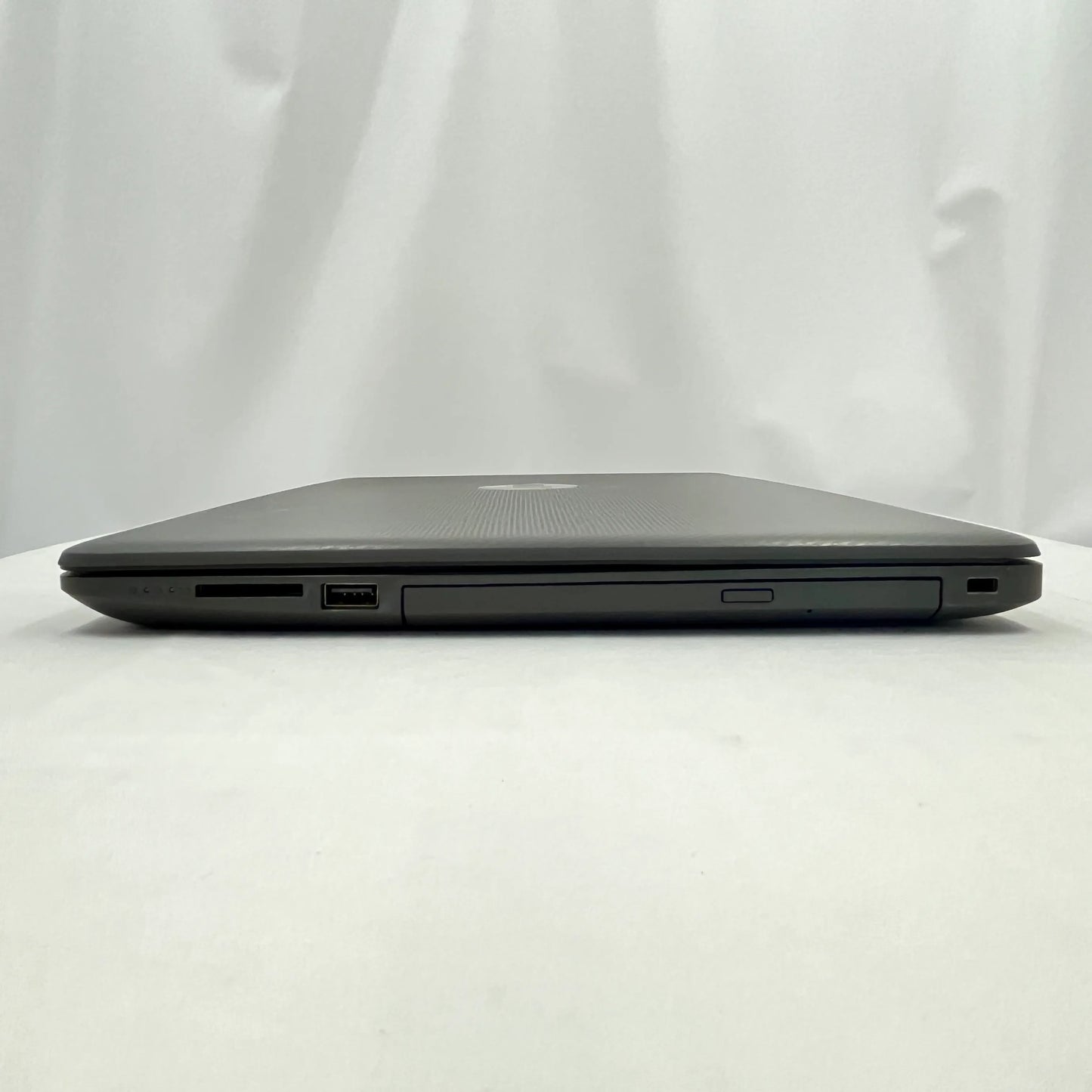 【中古Bランク】HP 250 G7 Core i5 1035G1/メモリ 8GB/SSD 256GB/15.6インチ フルHD/Windows 11 Pro