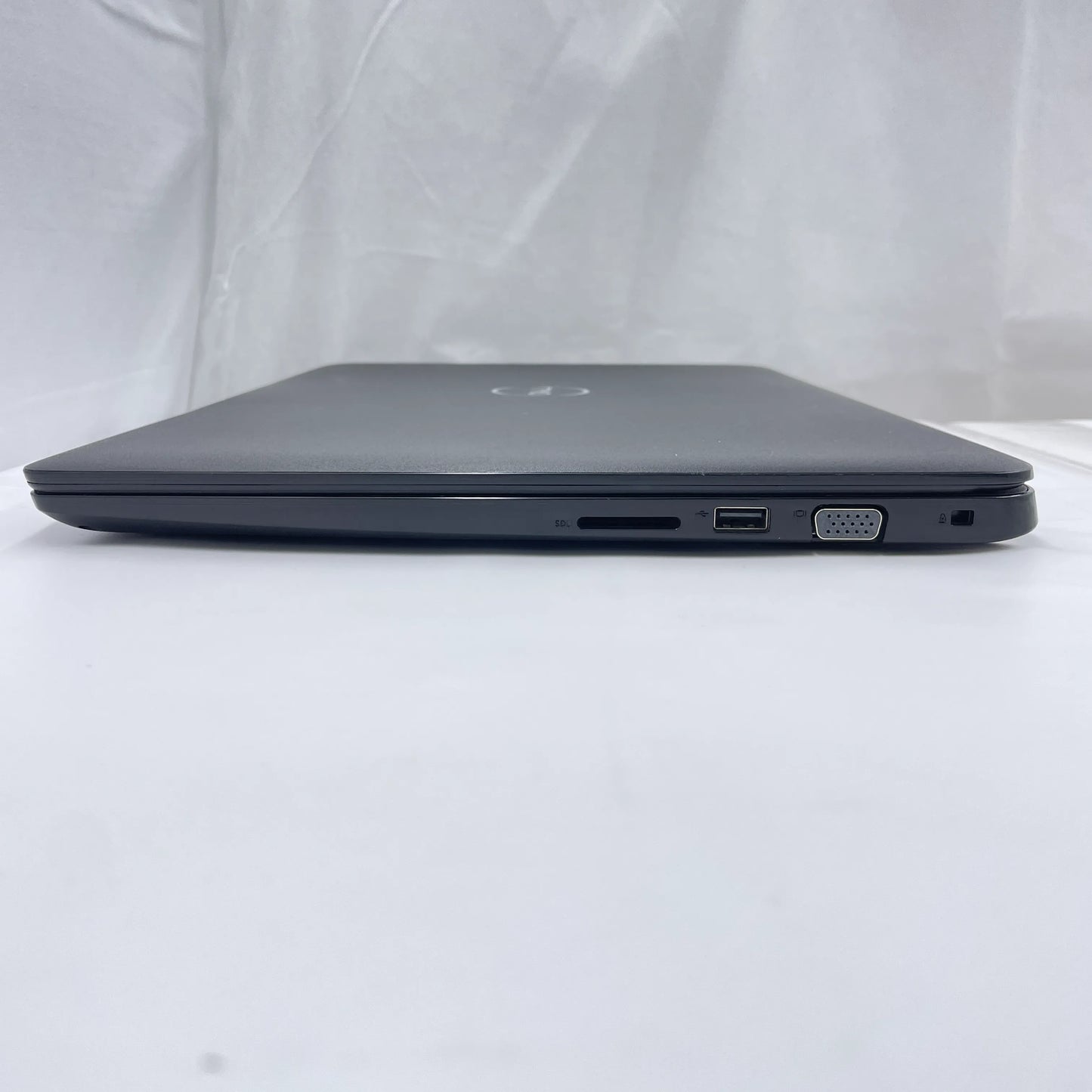 【中古Cランク】Dell Latitude 3500 Core i5 8265U/メモリ 8GB/SSD 512GB/15.6インチ/Windows 11 Pro