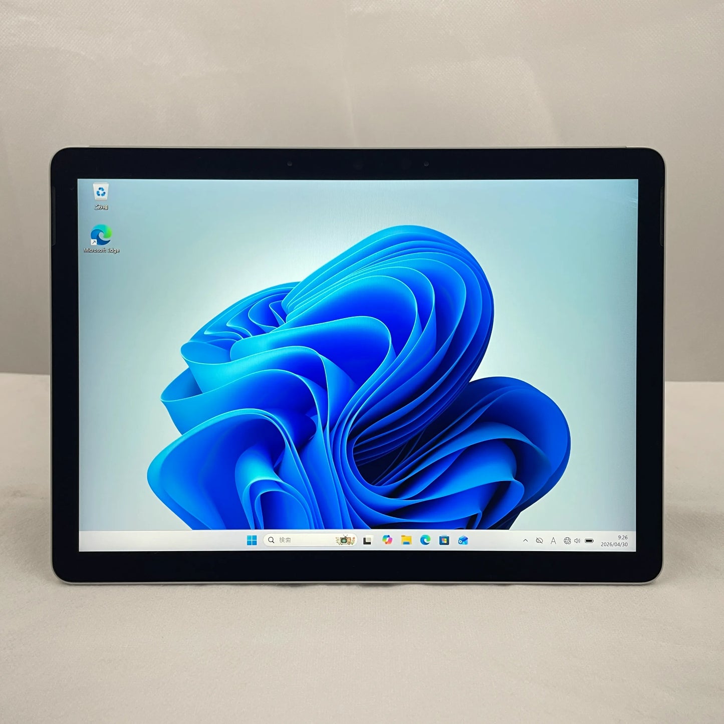 【中古Aランク】Microsoft Surface Go 2 Pentium 4425Y/メモリ8GB/SSD 128GB/10.5インチ/Windows 11 Home