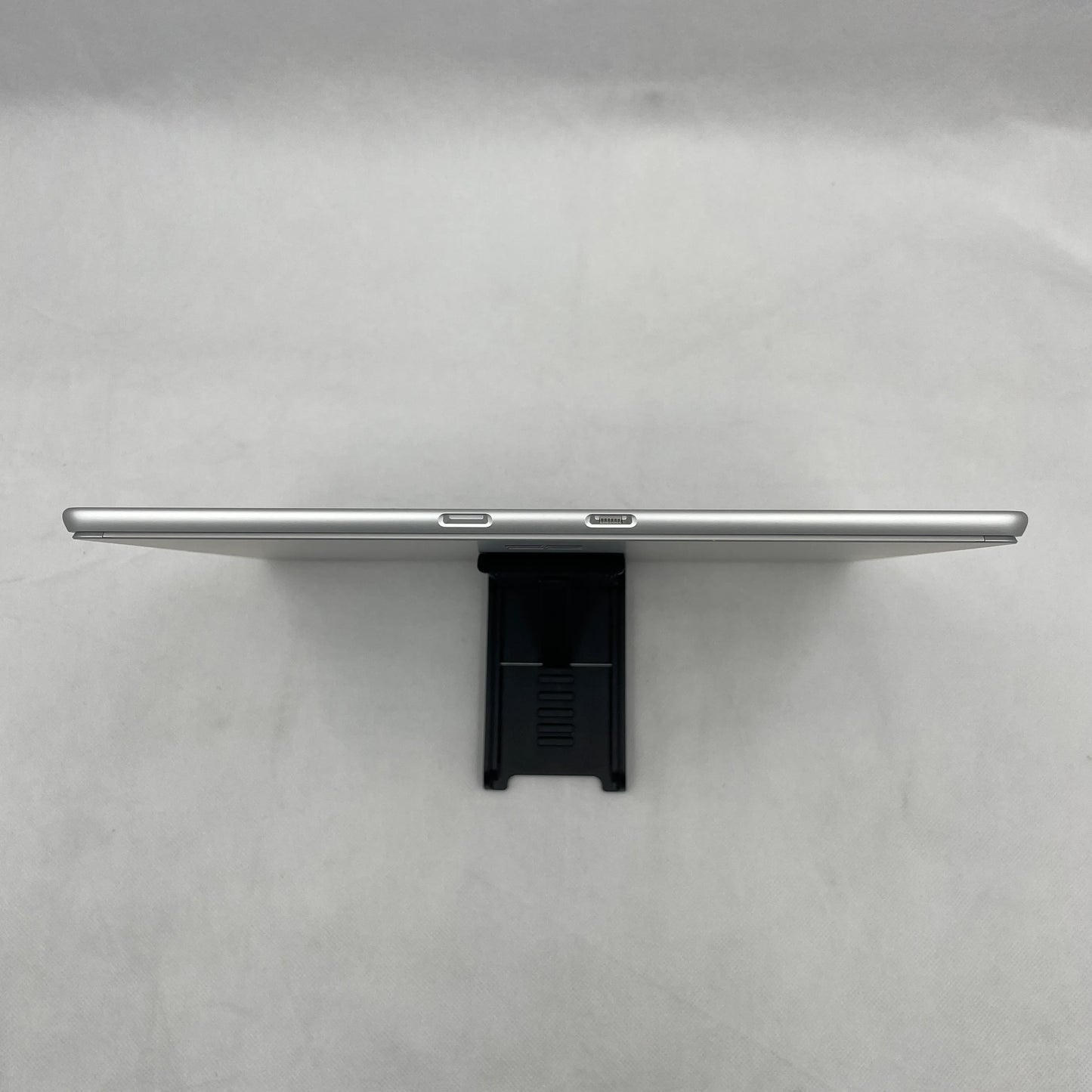 【中古Aランク】Microsoft Surface Pro 8 Core i5 1145G7/メモリ 8GB/SSD 256GB/13インチ/Windows 11 Pro