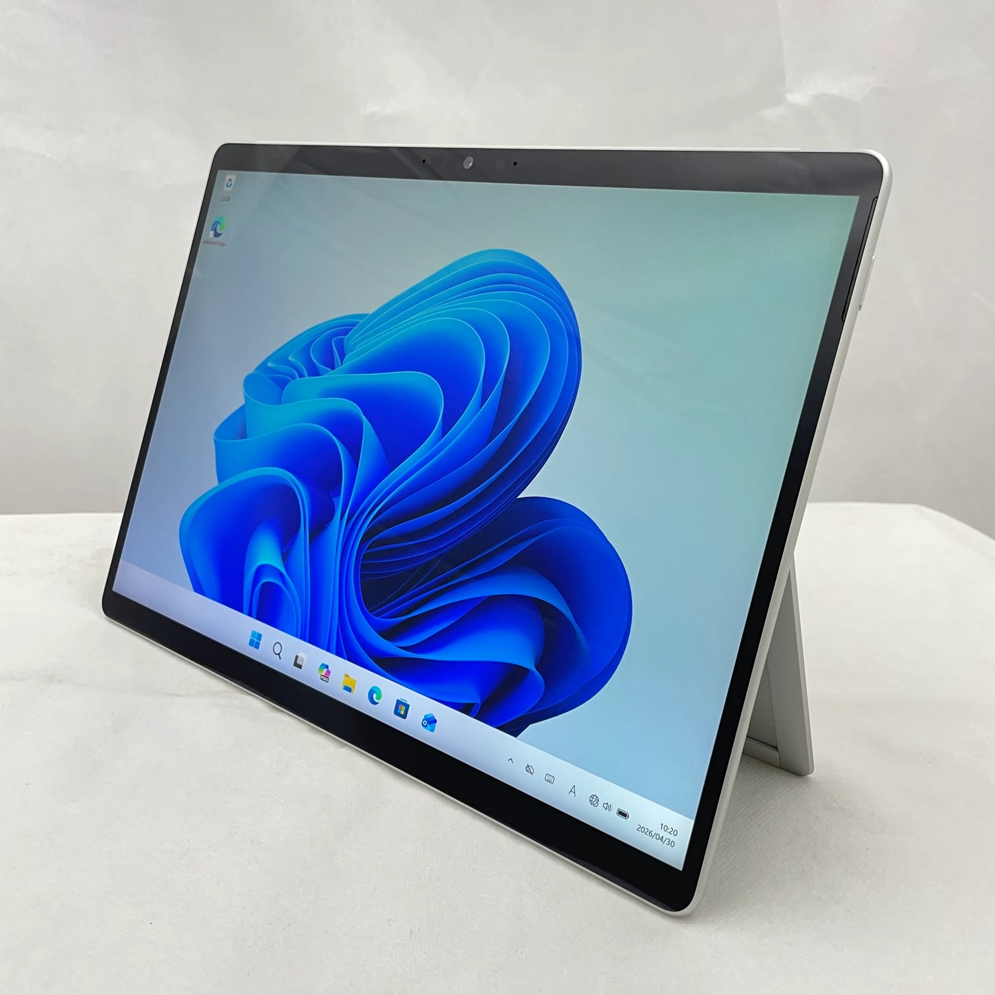 【中古Cランク】Microsoft Surface Pro 8 Core i5 1145G7/メモリ 8GB/SSD 256GB/13インチ/Windows 11 Pro