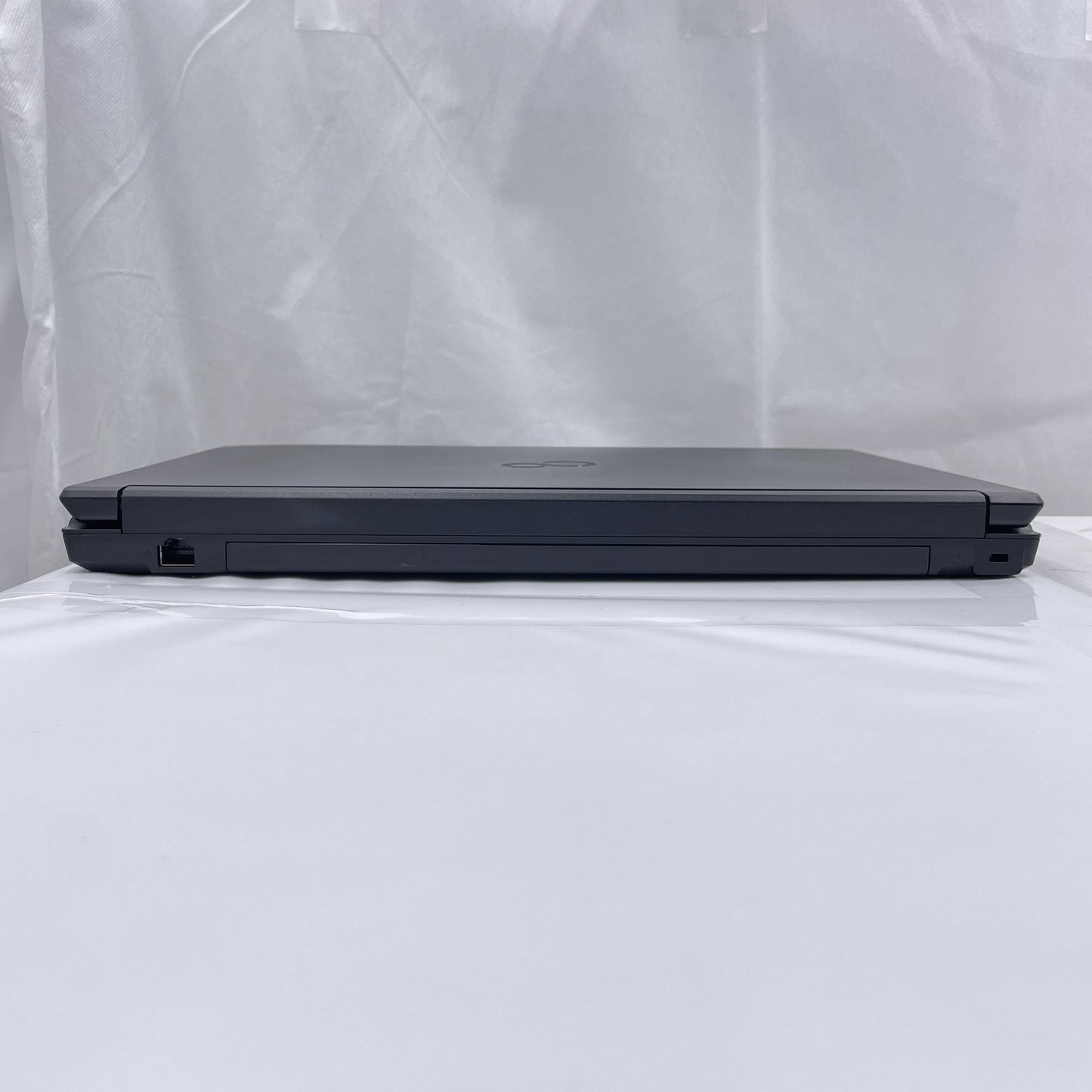 【中古Bランク】富士通 LIFEBOOK A5510/DX Core i3 10110U/メモリ8GB/SSD 256GB/15.6インチ/DVD-MULTI/Windows 11 Pro
