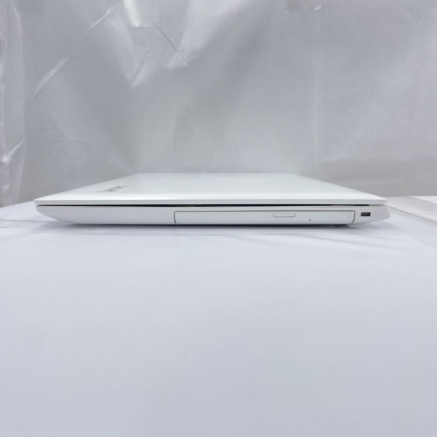 【中古Aランク】Lenovo ideapad 330-15IKB Core i7 8550U/メモリ8GB/SSD 256GB/15.6インチ フルHD/DVD-MULTI/Windows 11 Home