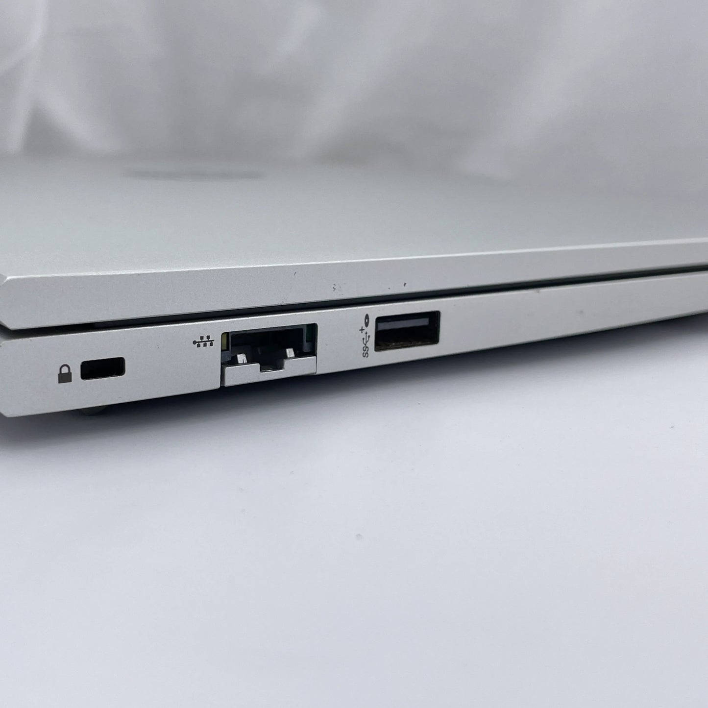 【中古Aランク】HP ProBook 450 G8 Core i7 1165G7/メモリ 16GB/SSD 512GB/15.6インチ フルHD/Windows 11 Pro