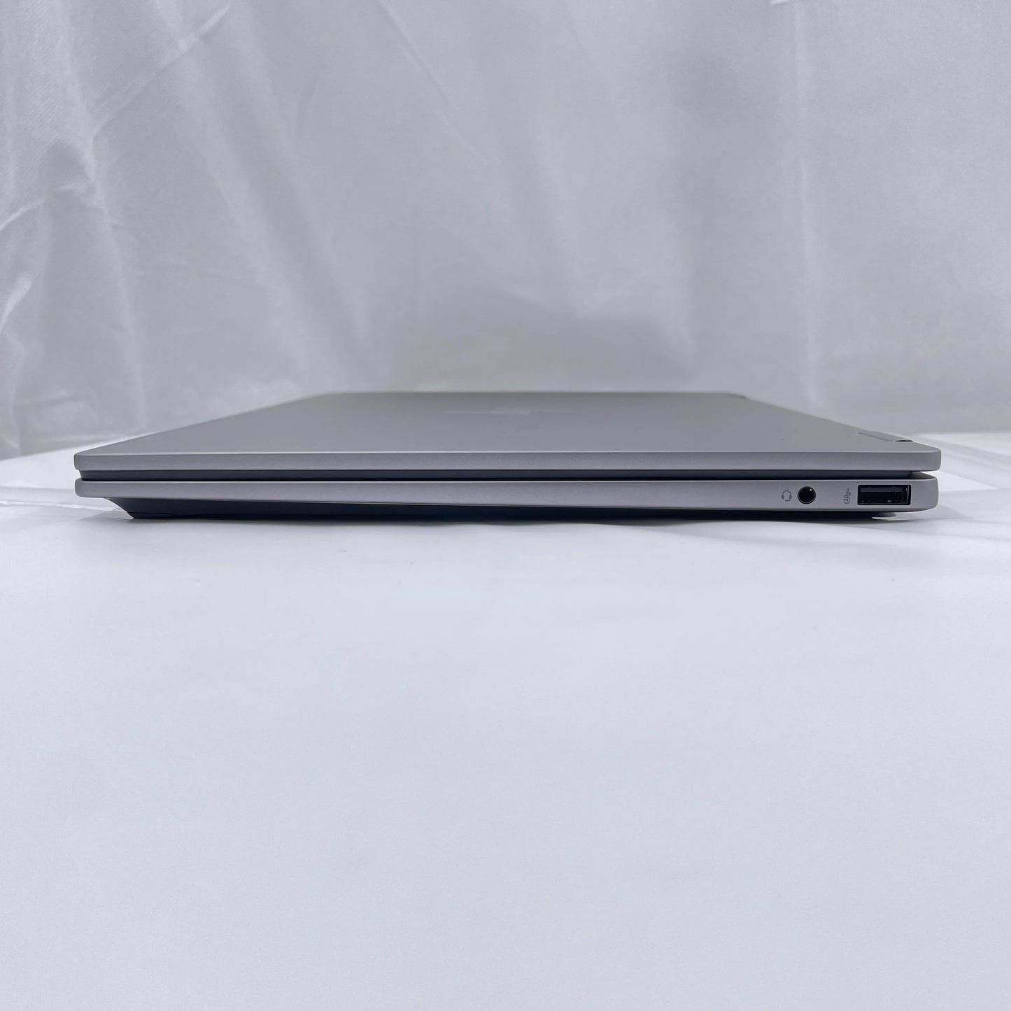 【中古Aランク】HP OmniBook X Flip Laptop AI 14-fk0004AU Ryzen AI 5 340/メモリ 16GB/SSD 512GB/14インチ/Windows 11 Home