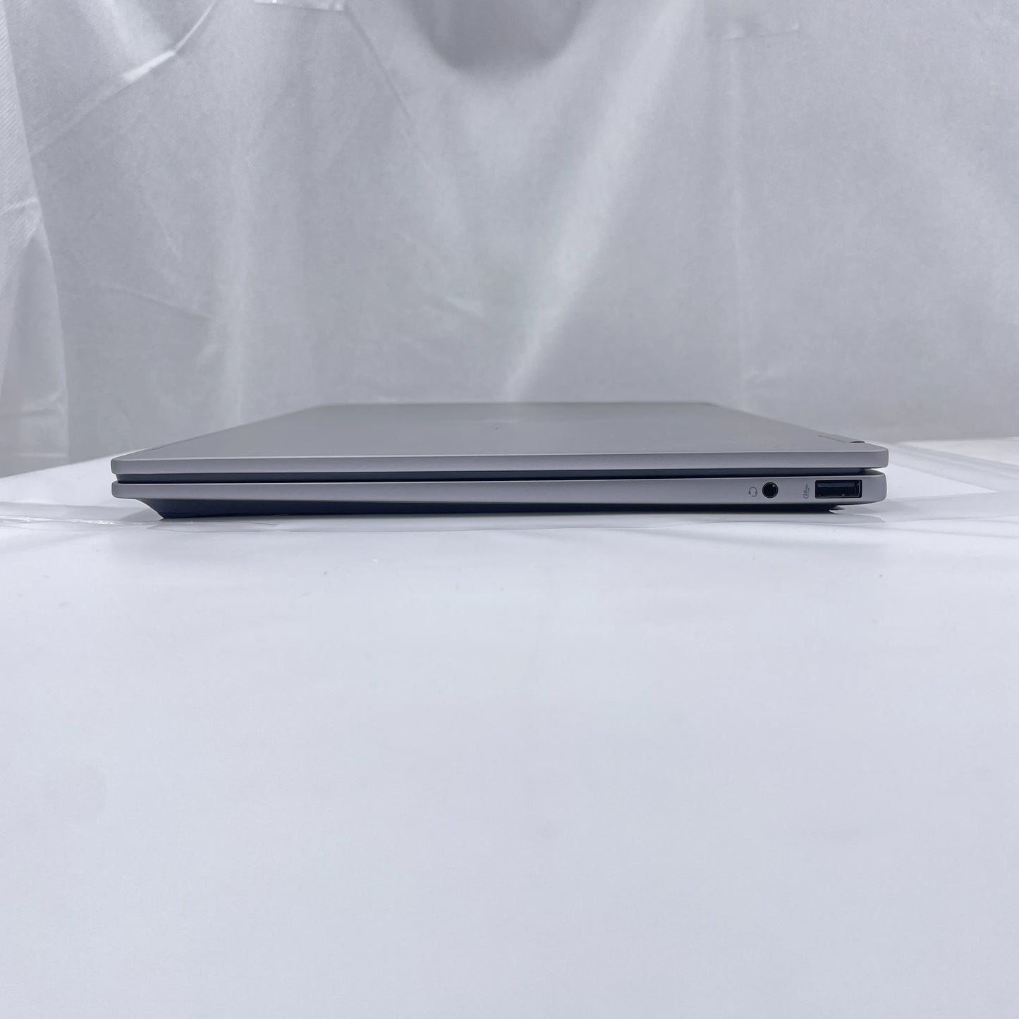 【中古Aランク】HP OmniBook X Flip Laptop AI 14-fk0004AU Ryzen AI 5 340/メモリ 16GB/SSD 512GB/14インチ/Windows 11 Home