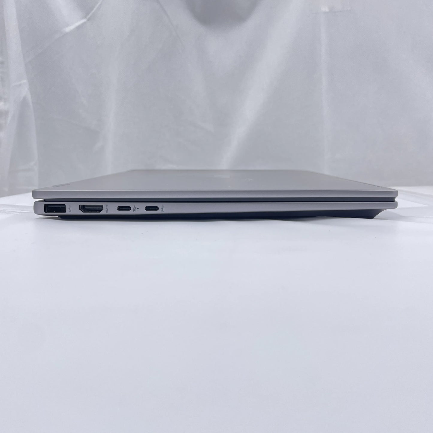 【中古Aランク】HP OmniBook X Flip Laptop AI 14-fk0004AU Ryzen AI 5 340/メモリ 16GB/SSD 512GB/14インチ/Windows 11 Home